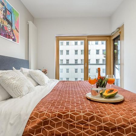 Lumina Luxury Apartments In Mennica Residence ワルシャワ エクステリア 写真