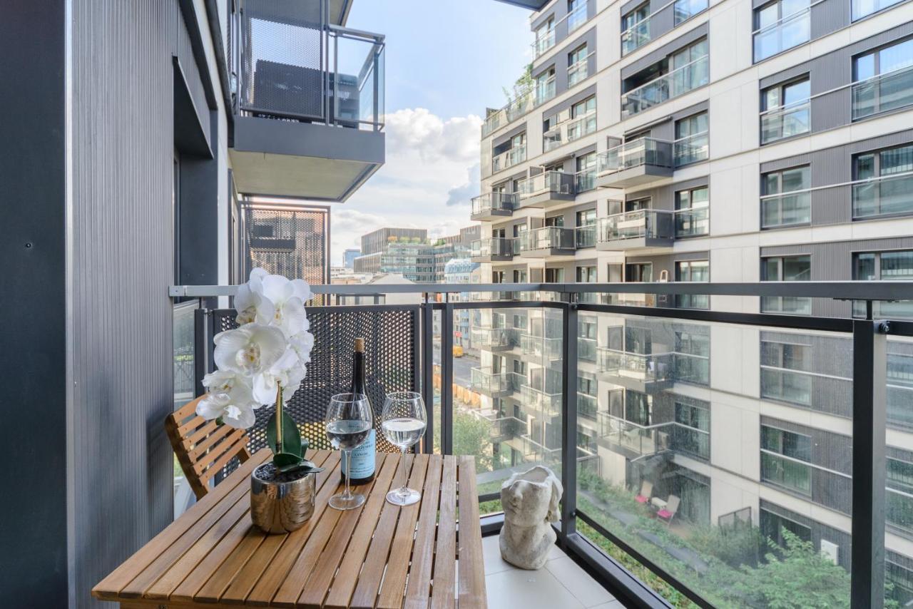 Lumina Luxury Apartments In Mennica Residence ワルシャワ エクステリア 写真
