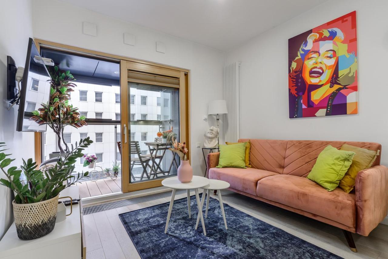 Lumina Luxury Apartments In Mennica Residence ワルシャワ エクステリア 写真