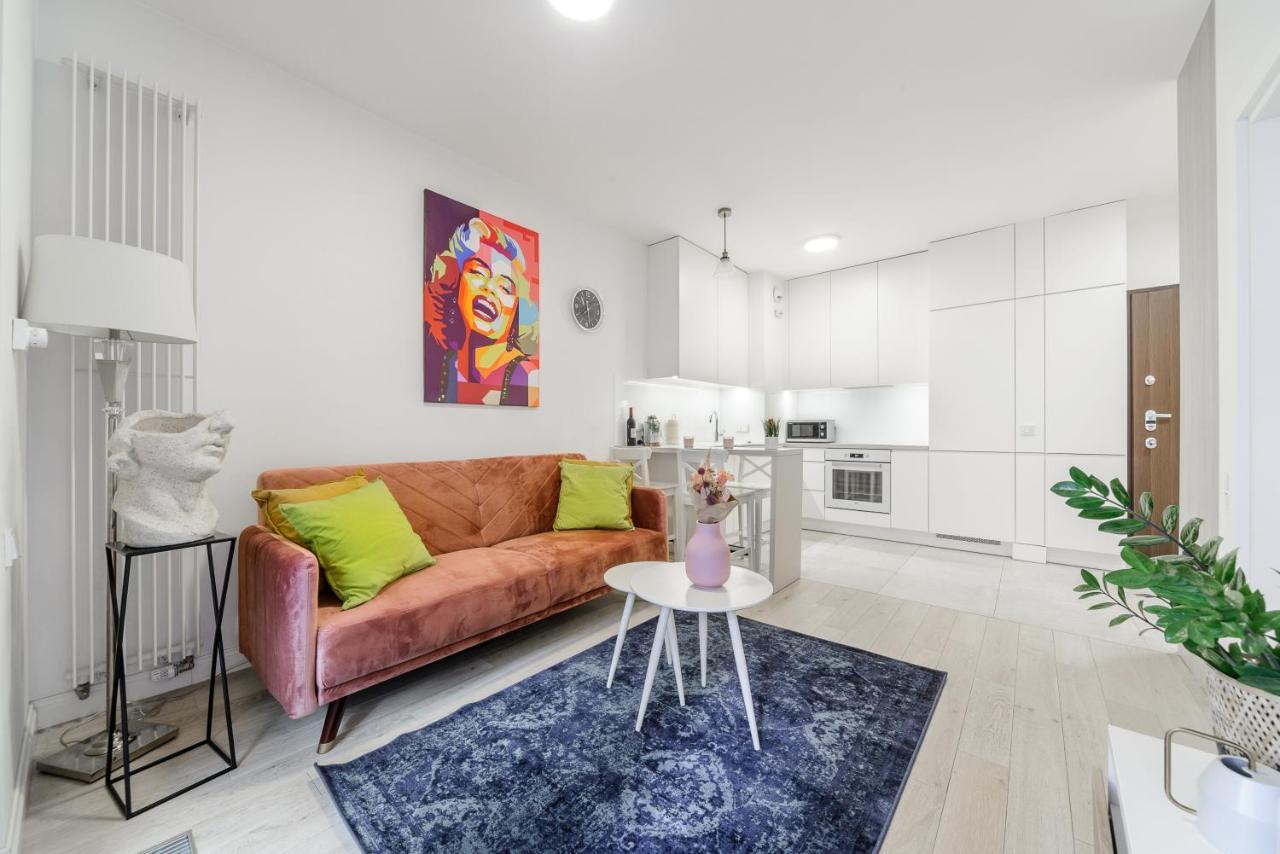 Lumina Luxury Apartments In Mennica Residence ワルシャワ エクステリア 写真