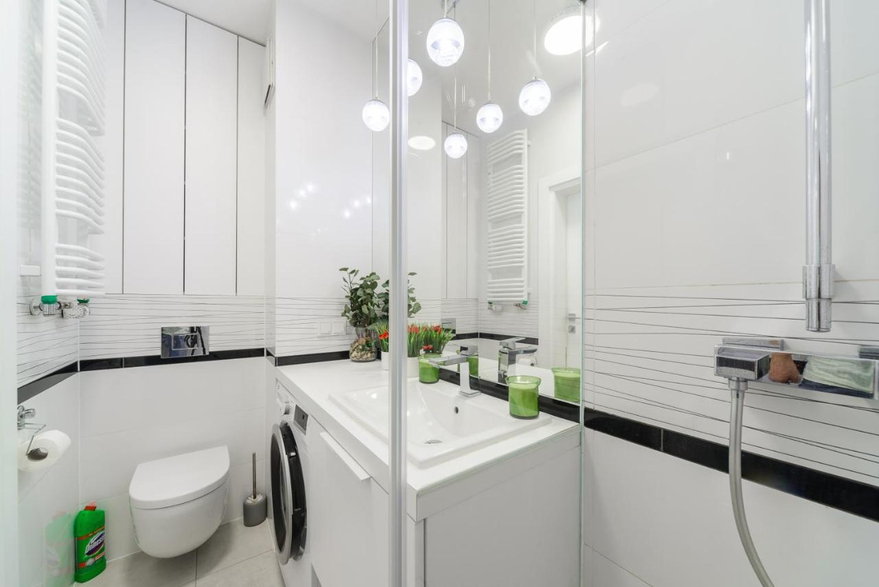 Lumina Luxury Apartments In Mennica Residence ワルシャワ エクステリア 写真
